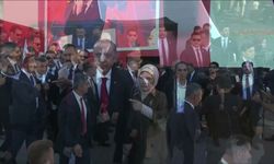 "Ruhunu 1 Dolara Satan Alçaklara Teslim Etmeyeceğiz!" Cumhurbaşkanı Erdoğan'dan 10. Yılda Tarihi 15 Temmuz Mesajı!