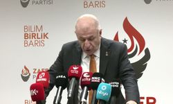 Ümit Özdağ'dan Türk Siyasettinde Bir İlk İddiası: "Tarihte İlk Kez Parti Yönetimi Partiden Ayrıldı!"