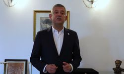 YENİ Parti'de Bağış Kampanyası Başladı: Özgür Özel Üyelik ve Bağış Çağrısında Bulundu!
