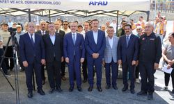 "Dağları Peynir Gibi Biçtik!" Malatya'da Depremzedelere Dev Teslimat: 4 Bin 359 Yuvanın Anahtarı Verildi!