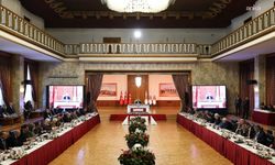 AK Parti 'Çerçeve Yasa' Teklifini Sunmaya Hazırlanıyor: İşte Masadaki Detaylar!