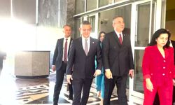 Meclis'te Kritik 40 Dakika: YENİ Parti'nin 'Çerçeve Yasa' Kararı Belli Oldu!