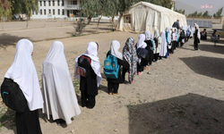 UNESCO Alarm Verdi: Afganistan'da 2,4 Milyon Kız Çocuğunun Eğitimi Engellendi!