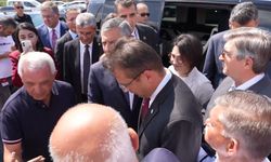 YENİ Parti'de Tarihi Gün: Özgür Özel ve 90 Milletvekili Genel Merkezde Fidan Dikti