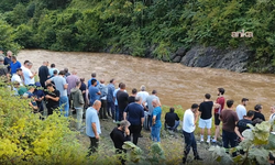 Giresun'da Taşarak Dehşet Saçan Dere Anne ve İki Kızını Sürükledi: Acı Haber Geldi!