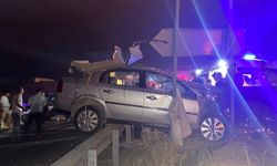 Refüje Çarpan Otomobilin 17 Yaşındaki Sürücüsü Hayatını Kaybetti!