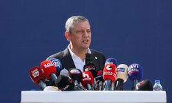 Özgür Özel: Ekrem İmamoğlu'nun Savunma Kitabına Toplatma Kararı Alındı!