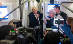 Beyaz Saray'da Medya Savaşı: Trump, CNN'in Uçağa Binmesini Engelledi!