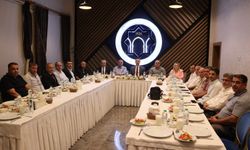 Battalgazi'de Yerel Yönetim Ve Muhtarlar El Ele: Çözüm Toplantılarının İlki Kaymakam Kundakcı Katılımıyla Yapıldı
