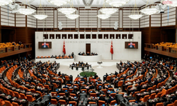TBMM 1 Ekim'de Açılıyor: Fon Krizi ve 13. Yargı Paketi Gündemde!