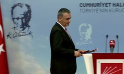 CHP Sözcüsü Müslim Sarı'dan Sert 'Cemil Tugay' Çıkışı: "Çıkıp Özür Dileyecekler"