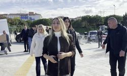Dilek İmamoğlu Silivri'deki İBB Davasında Konuştu: "Ekrem Bey Savunma Yapmıyor, Manifesto Yayınlıyor"