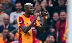 Galatasaray, Fenerbahçe'yi 2-1 mağlup etti: Derbide Osimhen şov, liderlik sarı-kırmızılıların
