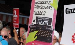 Gazetecilerden Antalya’da Basın Özgürlüğü Eylemi: "Artık Yeter, Nefes Alamıyoruz!"