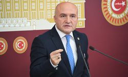İYİ Partili Erhan Usta'dan Müsavat Dervişoğlu ve Devlet Bahçeli Görüntüsüne Sert İtiraz: "O Kola Giriş Siyasi Bir Tercih