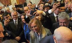 Meclis Resepsiyonunda Sürpriz Temas: Bahçeli'den DEM Parti Heyetine 'Selam Söyleyin' Mesajı