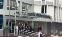 Mersin’de Şok Operasyon: Büyükşehir Belediye Başkanı Vahap Seçer ve 2 İlçe Belediye Başkanı Gözaltına Alındı!