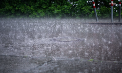 Meteoroloji'den Çok Sayıda İle Şiddetli Yağış ve Fırtına Uyarısı