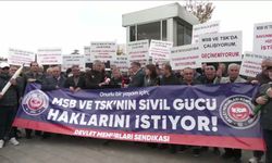 TSK ve MSB'deki Sivil Memurlardan TÜİK Önünde Eylem: "Geçinemiyoruz, Haklarımızı İstiyoruz"