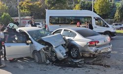 Malatya-Elazığ Karayolunda Flaş Kaza: 6 Araç Birbirine Girdi!