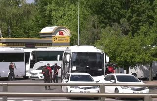 CHP'de grup toplantısı krizi: Özel ve Kılıçdaroğlu farklı kürsülerden konuştu