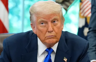 Dünyanın gözü bu açıklamadaydı! Trump "motorları çalıştırın" diyerek tarihi kararı resmen duyurdu: Petrol akışı yeniden