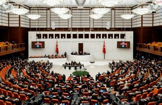 CHP’nin Seçim Güvenliği Önergesi Meclis’te Reddedildi: “Yargı Siyasal Mücadelenin Silahına dönüştü"