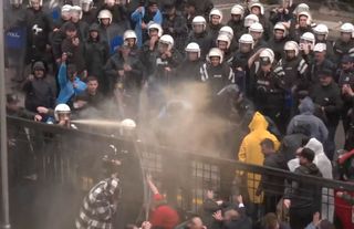 Türkiye tehlikeli uçurumun kenarında: Uluslararası Af Örgütü'nden CHP baskını sonrası acil çağrı!