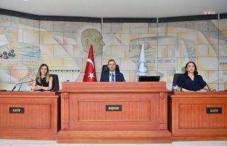 Balıkesir'de Su Savaşları: AK Parti Su İndirimine Ret Oyu Verdi!