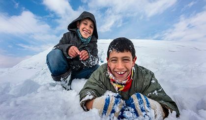 Doğu Anadolu’da kar etkisini sürdürüyor; dokuz kentte eğitime ara verildi