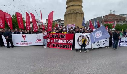 Çorum'da 1 Mayıs halaylar eşliğinde kutlandı 