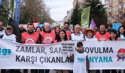 Eskişehir'de coşkulu kutlama: ''Hak, hukuk, adalet ve demokrasi için yürüyoruz''