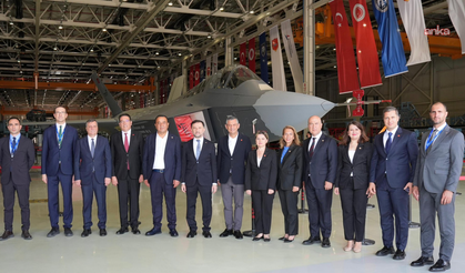 Özgür Özel’den KAAN mesajı: “Biz de sonuna kadar KAAN’ın arkasındayız”