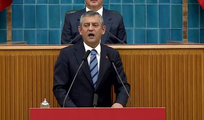 Özgür Özel’den “Zorunlu Eğitim” Tepkisi: “Çocuk İşçiliğini Yasallaştırmak İstiyorlar”