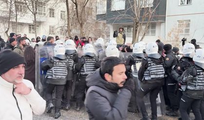 DEM Yürüyüşüne Polis Müdahalesi