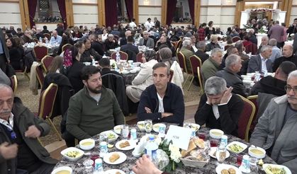 Veli Ağbaba: “Siyaset bir kutuplaştırma aracından öte bir hizmet aracı olmalı”