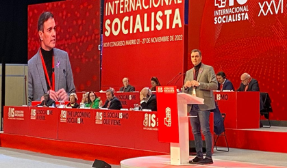 Macaristan'da 16 Yıllık Orban Dönemi Bitti: Sosyalist Enternasyonal'den 'Yeni Sayfa' Mesajı!