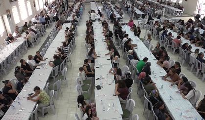 Dört Dev Kazanda Kaynadı, Bin 500 Kişiye Dağıtıldı: Malatya’da Hz. Hüseyin Aşkına Aşure Lokması!