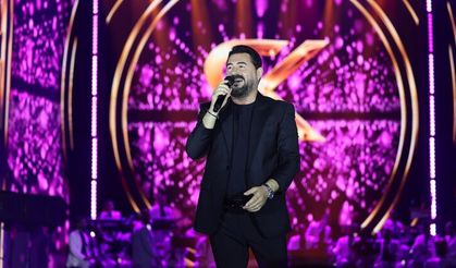 Malatya'da Geceye Damga Vuran Konser: Binlerce Kişi Hep Bir Ağızdan Söyledi!