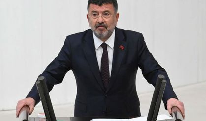 Veli Ağbaba Pazar Ziyaretinde Fenalaştı: Hastaneye Kaldırıldı!