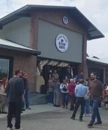 Fındıklı’da Volkan Konak’ın İsmini Taşıyan Kitap Kafe Açıldı