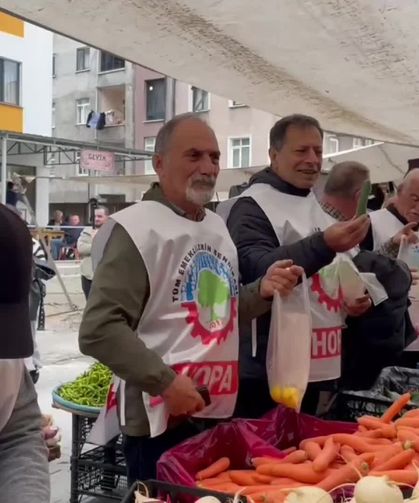 Hopa’da emeklilerden “Geçinemiyoruz” eylemi: “Sadaka değil, hakkımızı istiyoruz”