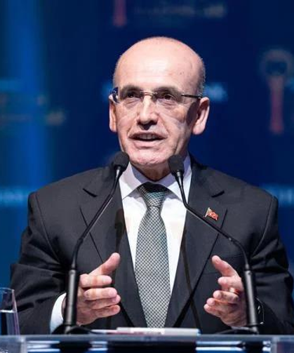 Şimşek’ten Akaryakıt Hamlesi: Eşel Mobil Devrede!