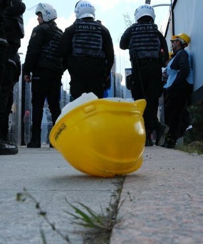 Ankara'da Madenciye Sert Müdahale: "Kefenimizle Geldik" Diyen 110 İşçi Gözaltına Alındı!