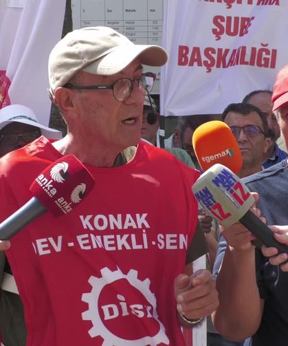 İzmir'de Emeklilerden İktidara "Kırmızı Kart": "Bizleri Ölüm Sınırının Altında Bıraktınız!"