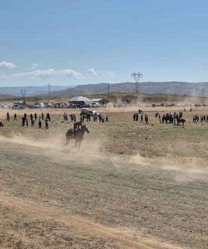 Karlıova'da Görkemli Başlangıç: At Yarışlı Doğa ve Kültür Festivali'nde SMA Hastası Efrahim Bebek De Unutulmadı!