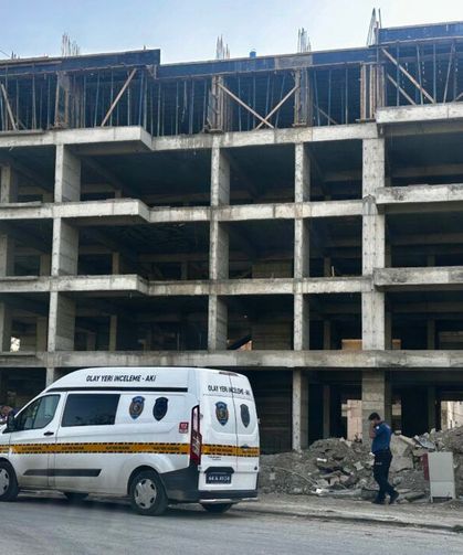 Battalgazi'deki Şantiyede Yüksekten Düşen İşçi Yaralandı: Hastaneye Kaldırıldı!