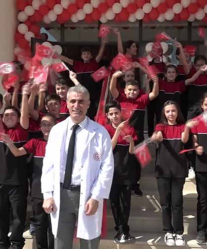 Vali Yavuz'dan Açılış Dersinde Ezber Bozan Mesajlar: "Hâlâ Kafamızda Oluşturduğumuz O Kutsal Batı Var"