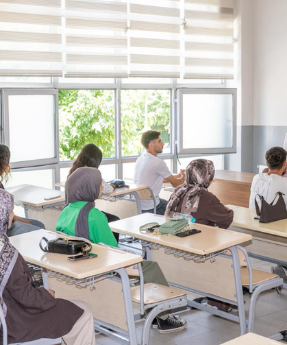 Büyükşehir’in Ücretsiz YKS Kursları Öğrencilere Umut Oluyor: 100’e Yakın Öğrenci Hayalindeki Bölümü Kazandı!