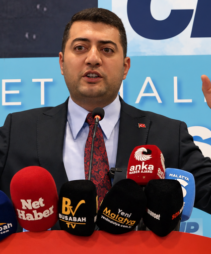 CHP Malatya İl Başkanı Hakan Satılmış’tan Sert Tepki: "Partinin İradesini Kimseye Teslim Etmeyeceğim"